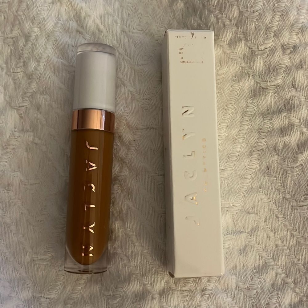 (JACLYN) perfecting concealer